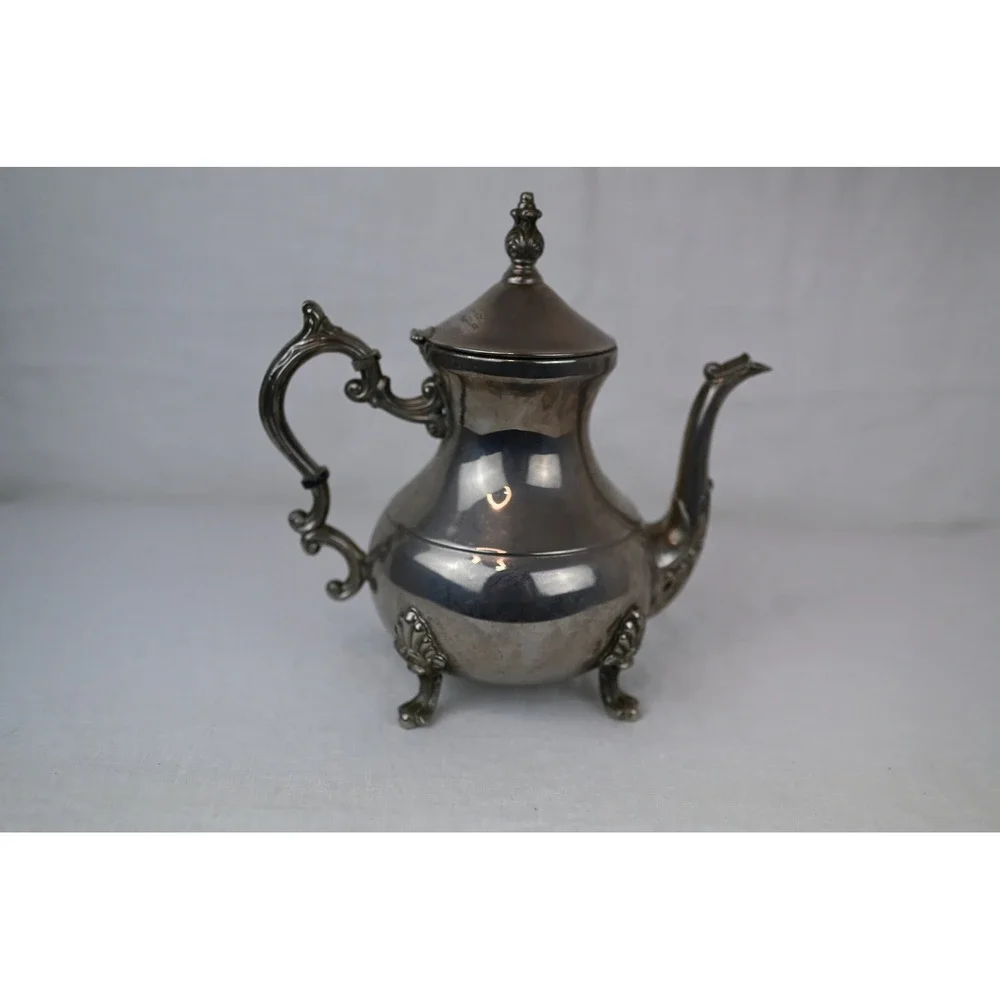 Vintage International Silver Company Tea Pot Silver Plated Footed 10x10